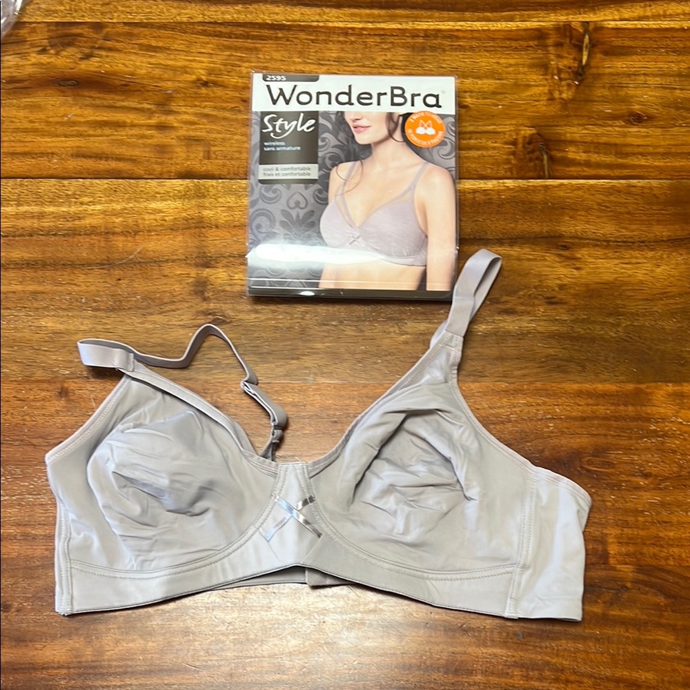 WonderBra Lightweight Cooling Wireless Bra w2595h 40C